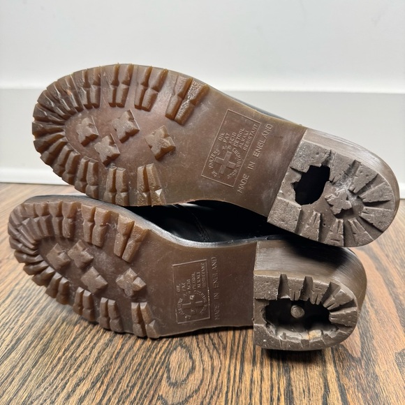 Early 1990s Vintage Dr. Martens 8146 Regina Black Leather Boots size UK6 US8 - Picture 7 of 11